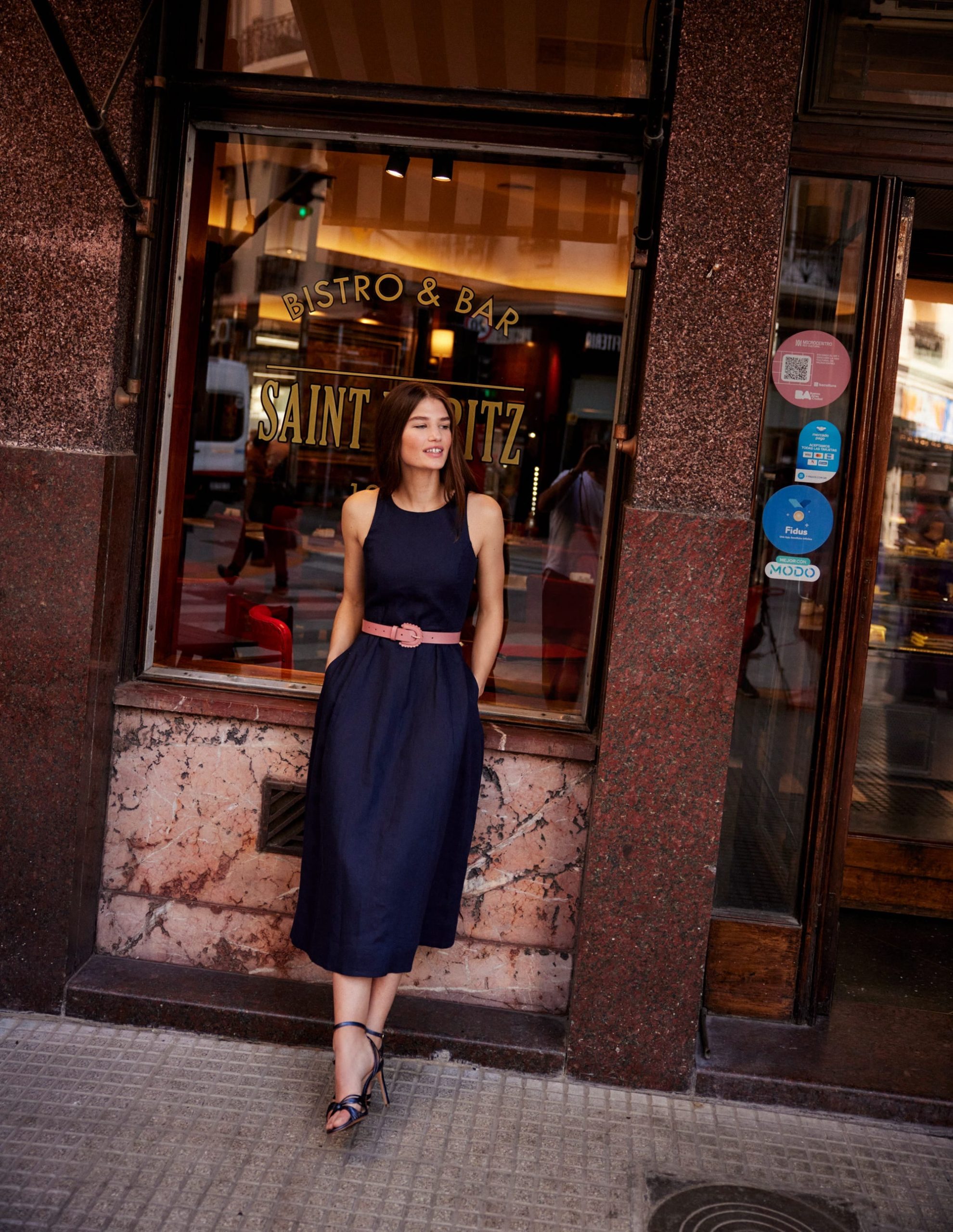 Carla Linen Midi Dress-Navy - Image 5