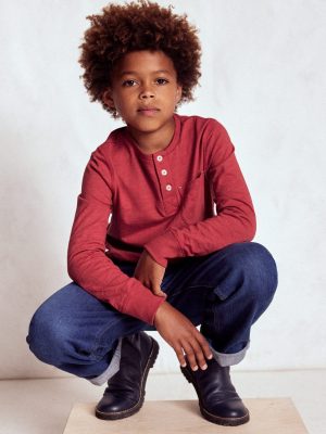 Everyday Henley T-shirt-Pomegranate red