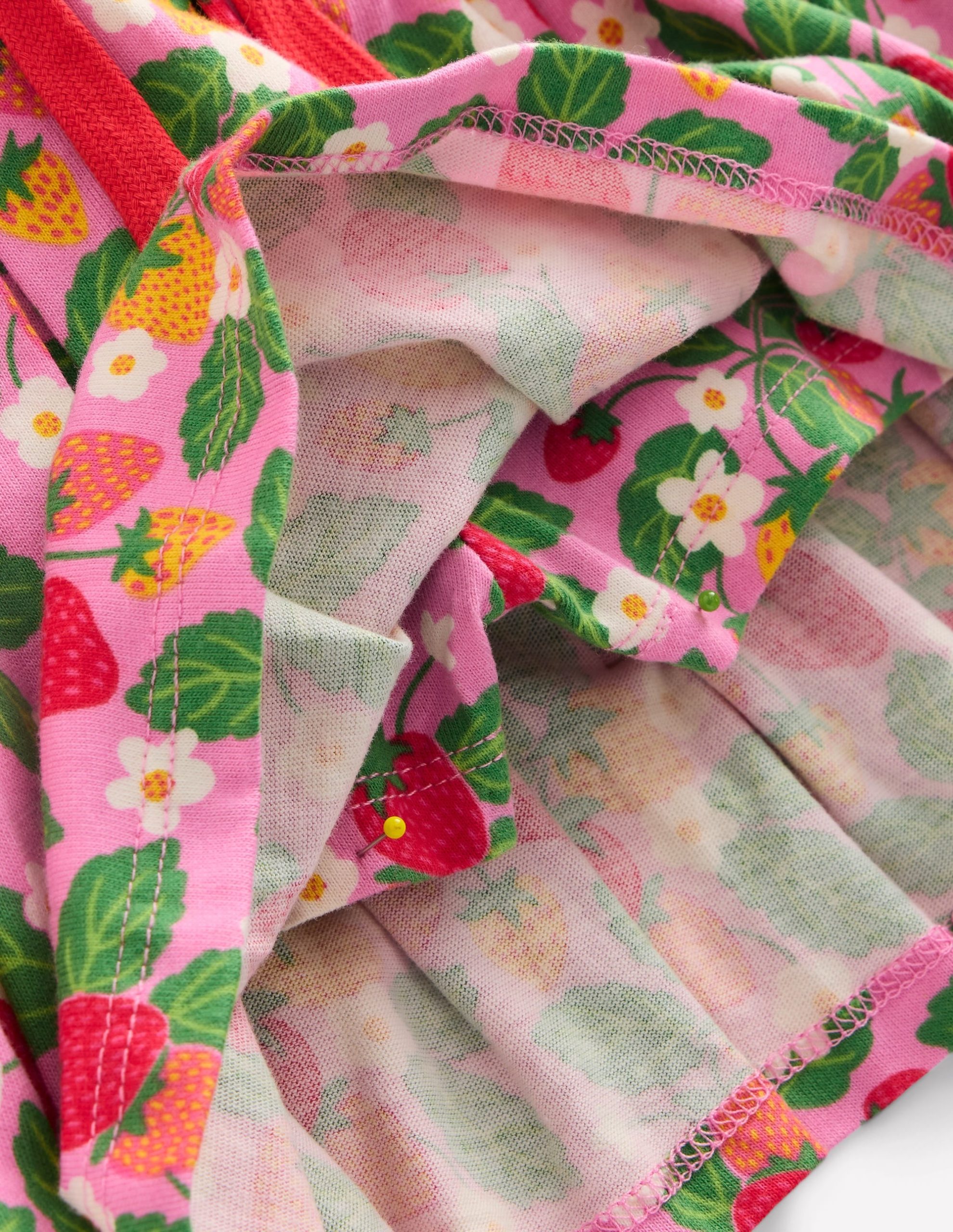 Pleated Jersey Skort-Cosmos Pink Strawberry Patch - Image 3