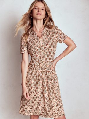 Naomi Short Sleeve Dress-Cognac. Ornate Geo