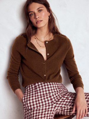 Eva Cashmere Crew Cardigan-Mocha