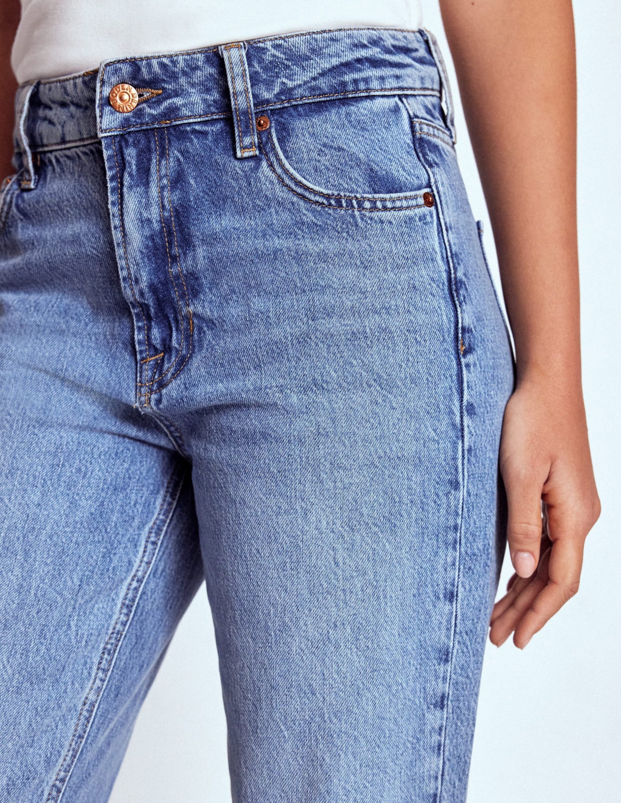 High Rise Rigid Straight Jeans-Light Vintage - Image 9