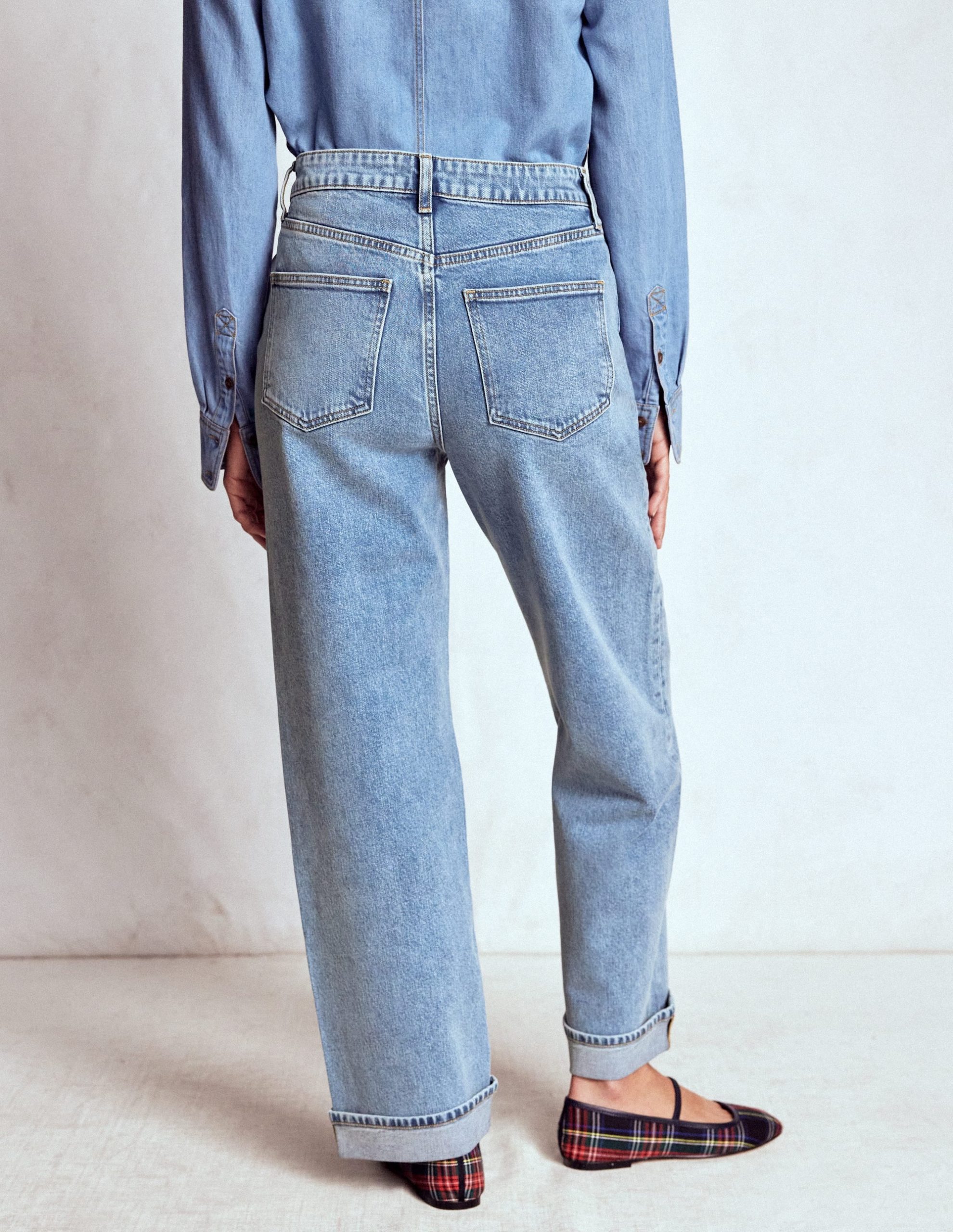 Mid Rise Straight Leg Jeans-Light Vintage - Image 4