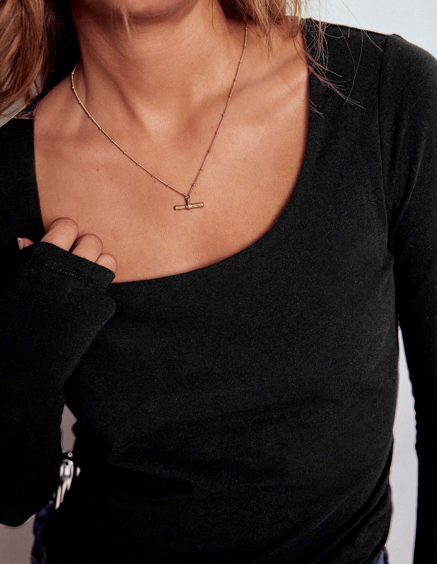 Double Layer Scoop Long Sleeve-Black - Image 2