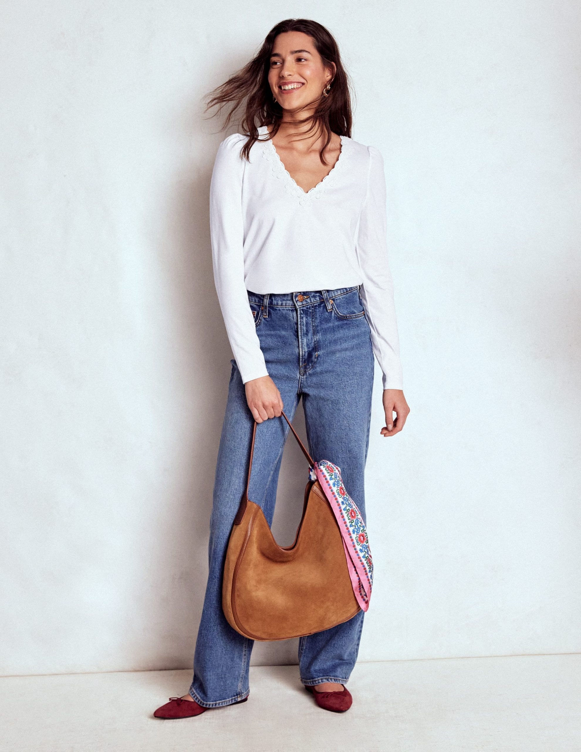 Flora Lace V-neck Top-White - Image 4