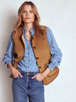 Clerkenwell Reversible Gilet-Hazelnut Brown. Natural