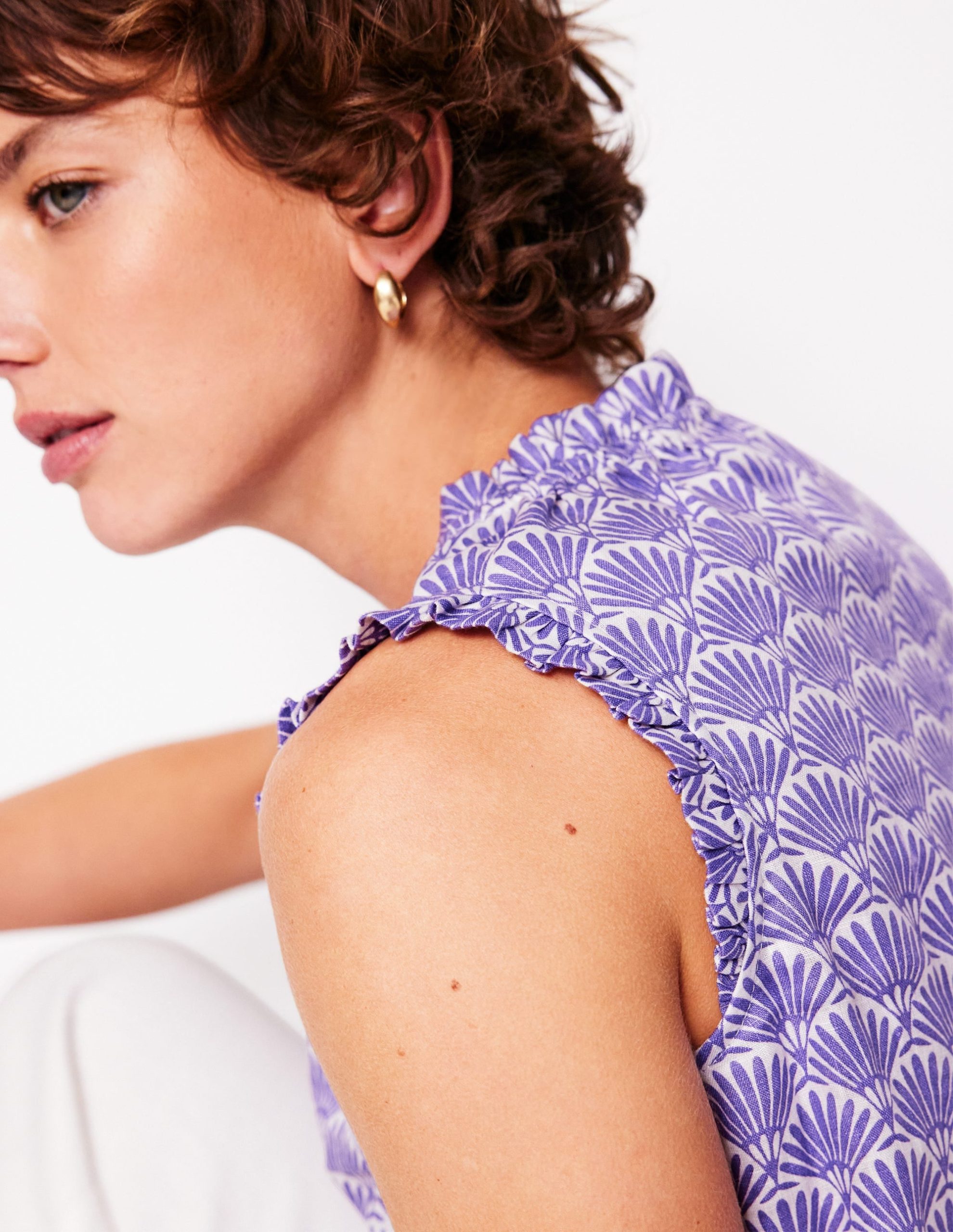 Sophie Ruffle Linen Top-Purple. Deco Palm - Image 3