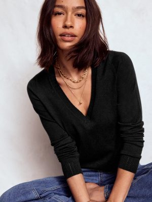 Emilia Cotton V-Neck Jumper-Black