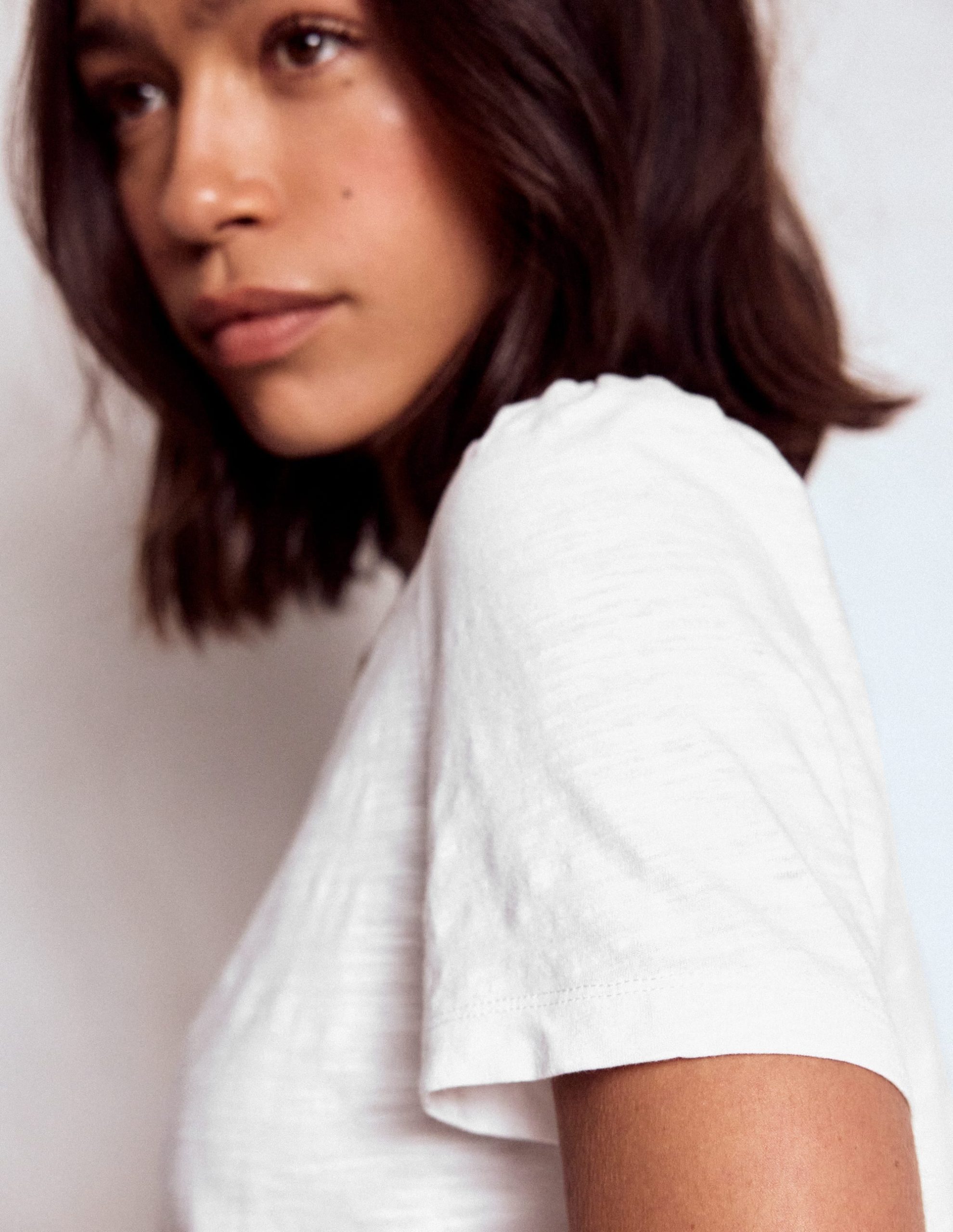 Cotton Puff Sleeve T-Shirt-White - Image 2