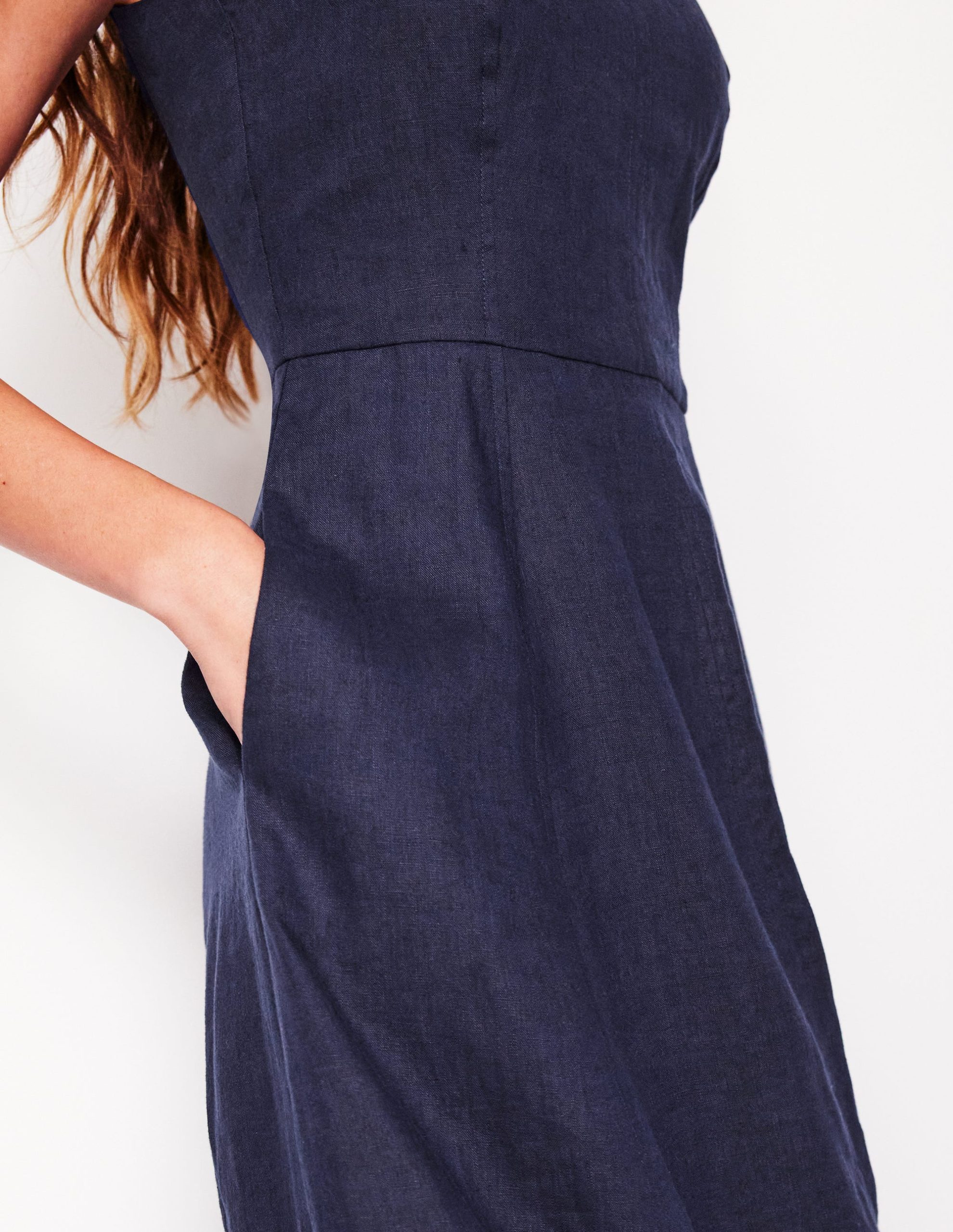 Carla Linen Midi Dress-Navy - Image 2