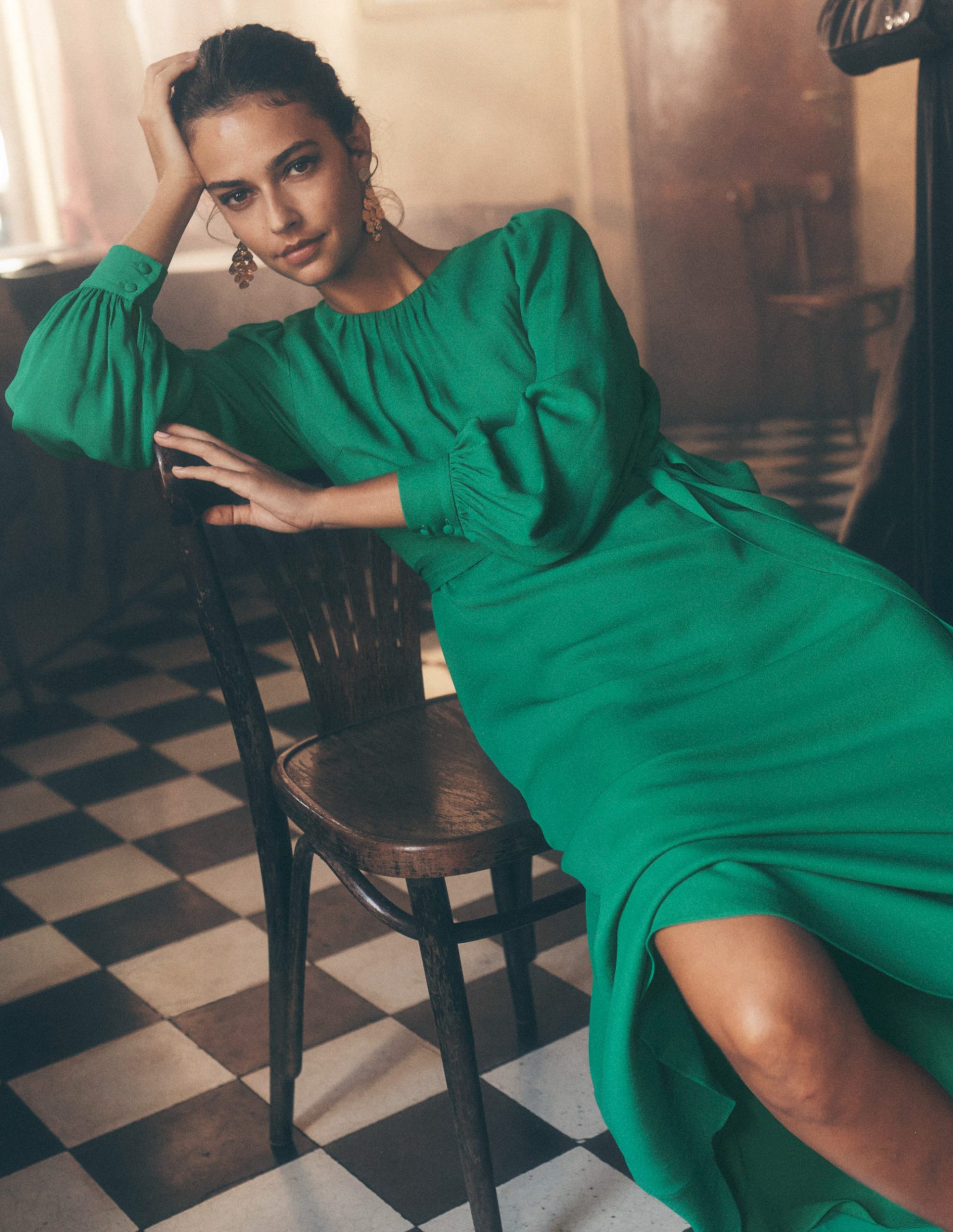 Blouson Sleeve Midi Dress-Rich Emerald - Image 5
