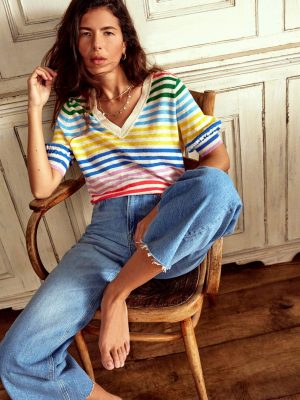 Liv V-Neck Linen T-Shirt-Banded Rainbow Stripe