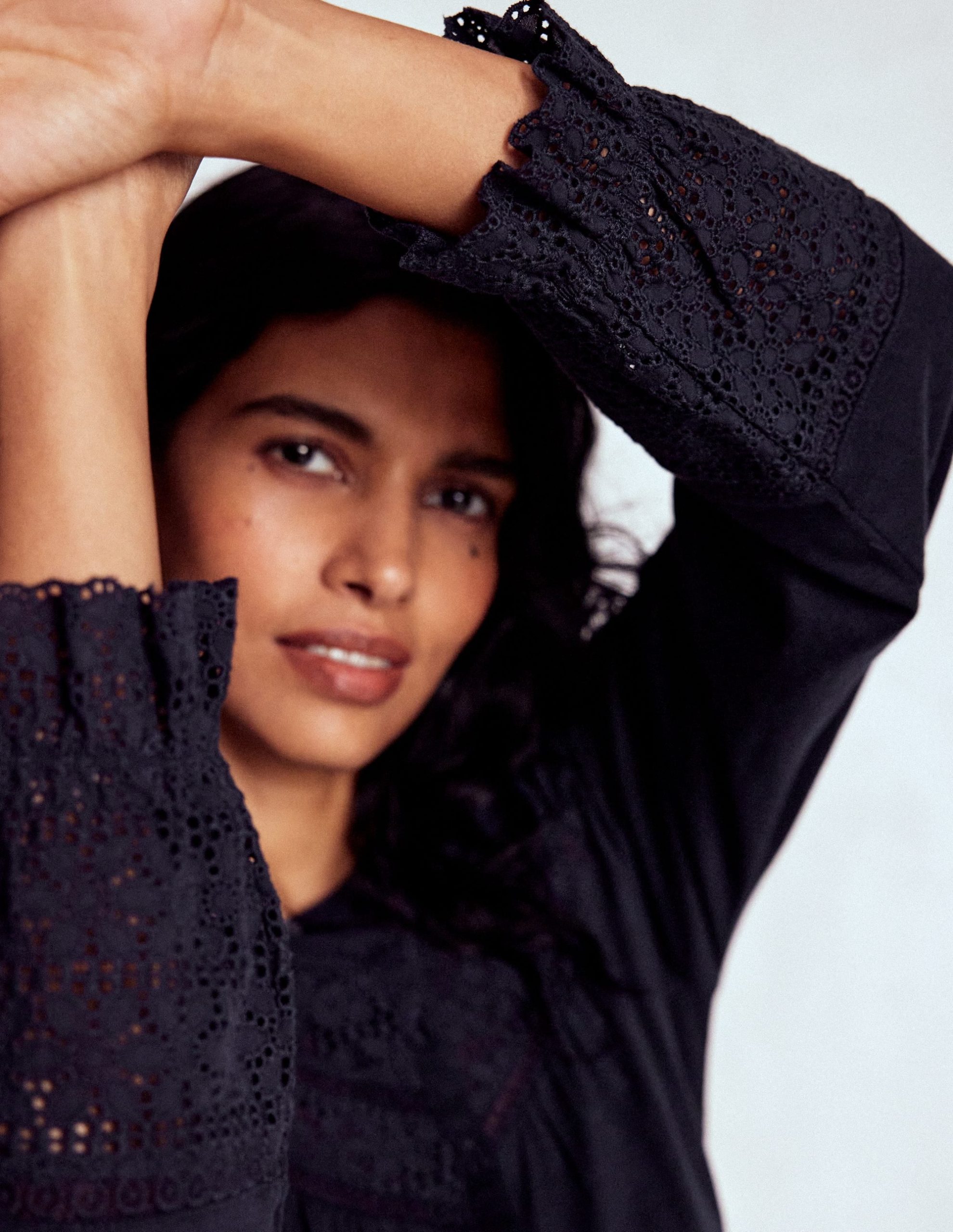 Pippa Broderie Jersey Dress-Navy - Image 2