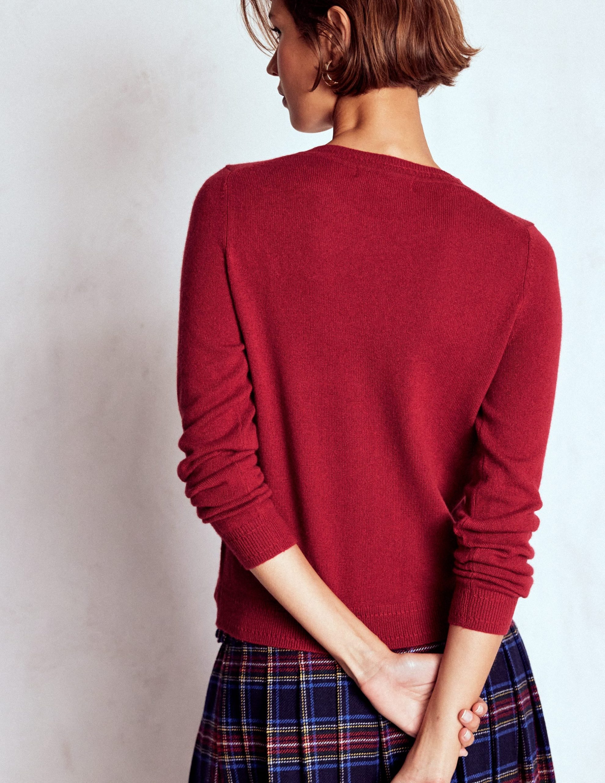 Eva Cashmere Crew Neck Jumper-Red Liquorice - Image 3