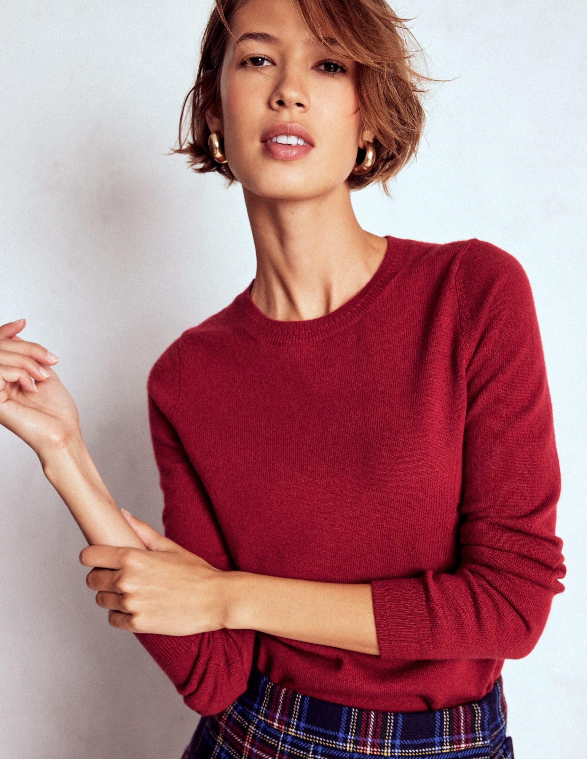 Eva Cashmere Crew Neck Jumper-Red Liquorice - Image 5