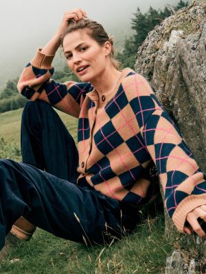 Abi Jacquard Cardigan-Camel. Navy Argyle