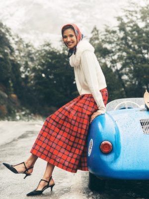 Fur Collar Cropped Cardigan-Warm Ivory