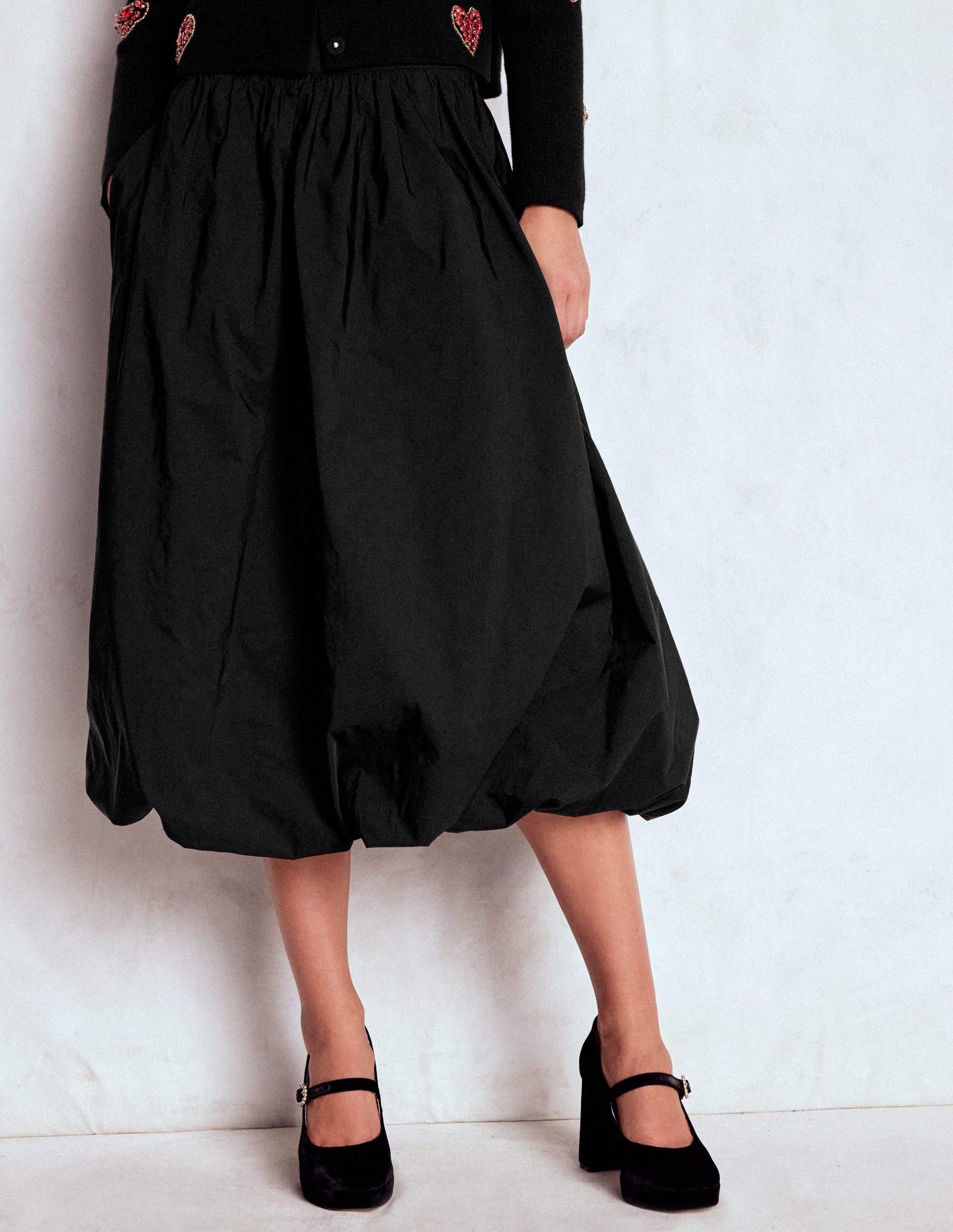 Bubble Hem Midi Skirt-Black - Image 4