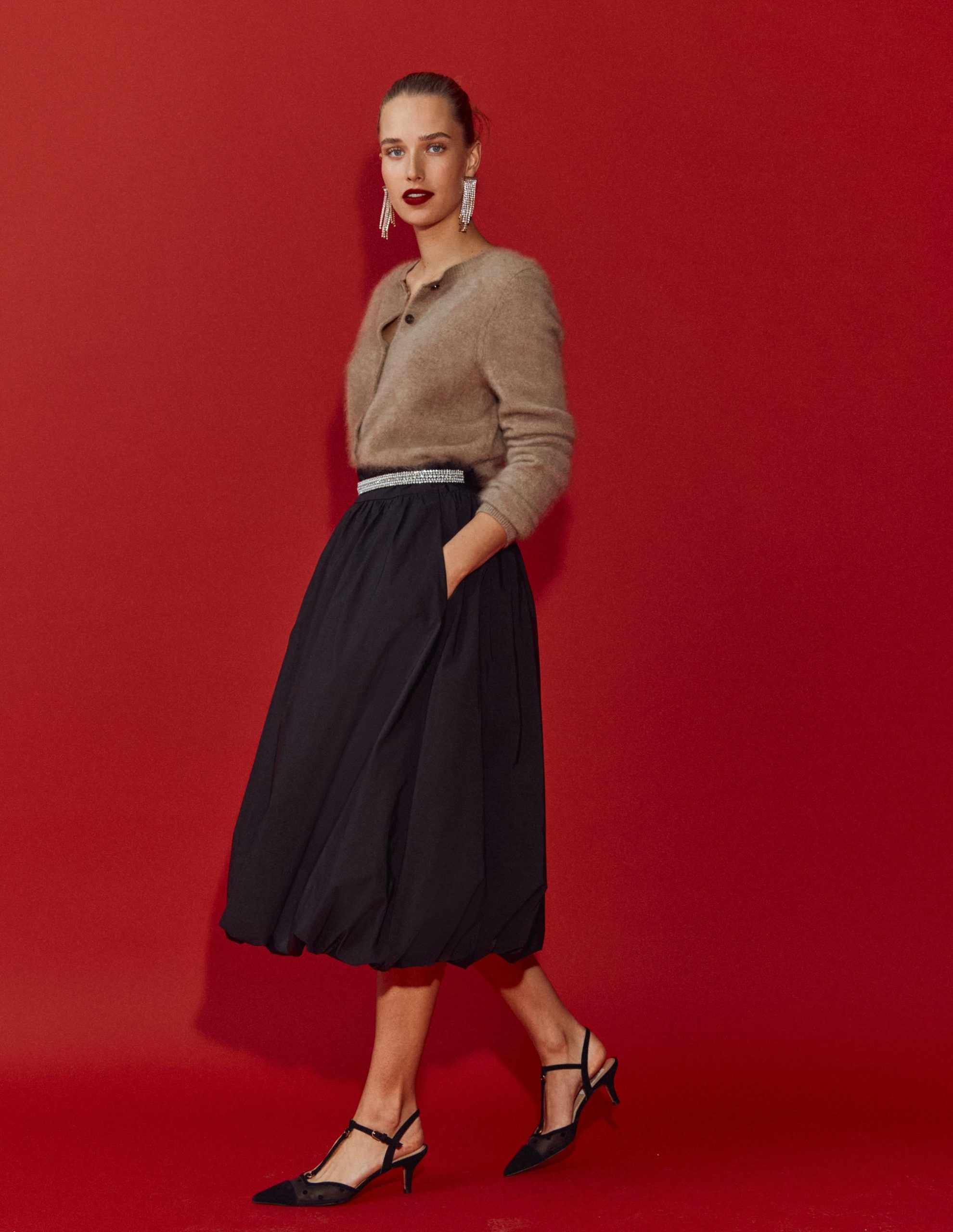 Bubble Hem Midi Skirt-Black - Image 6