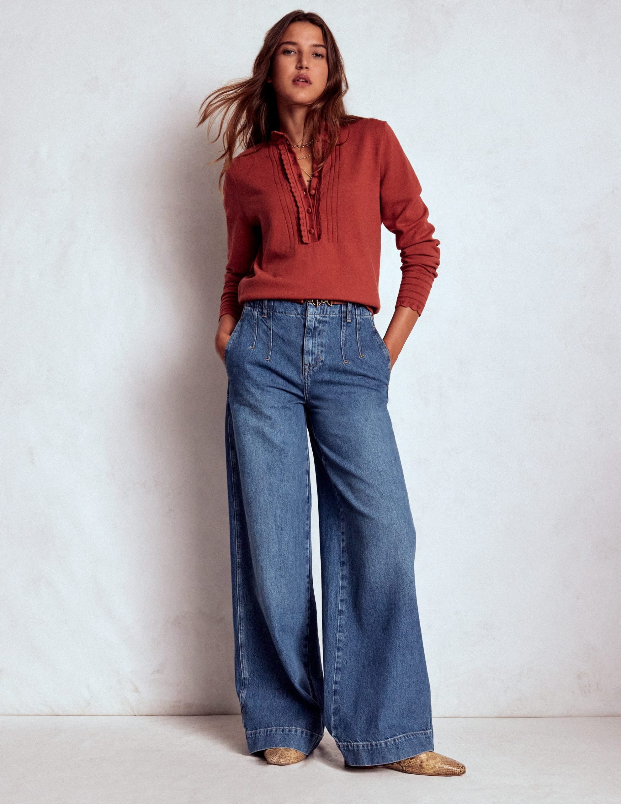 Stitch Detail Wide Leg Jeans-Mid Vintage