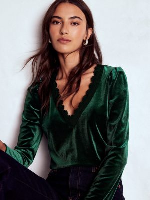 Flora V-Neck Velvet Top-Emerald Night