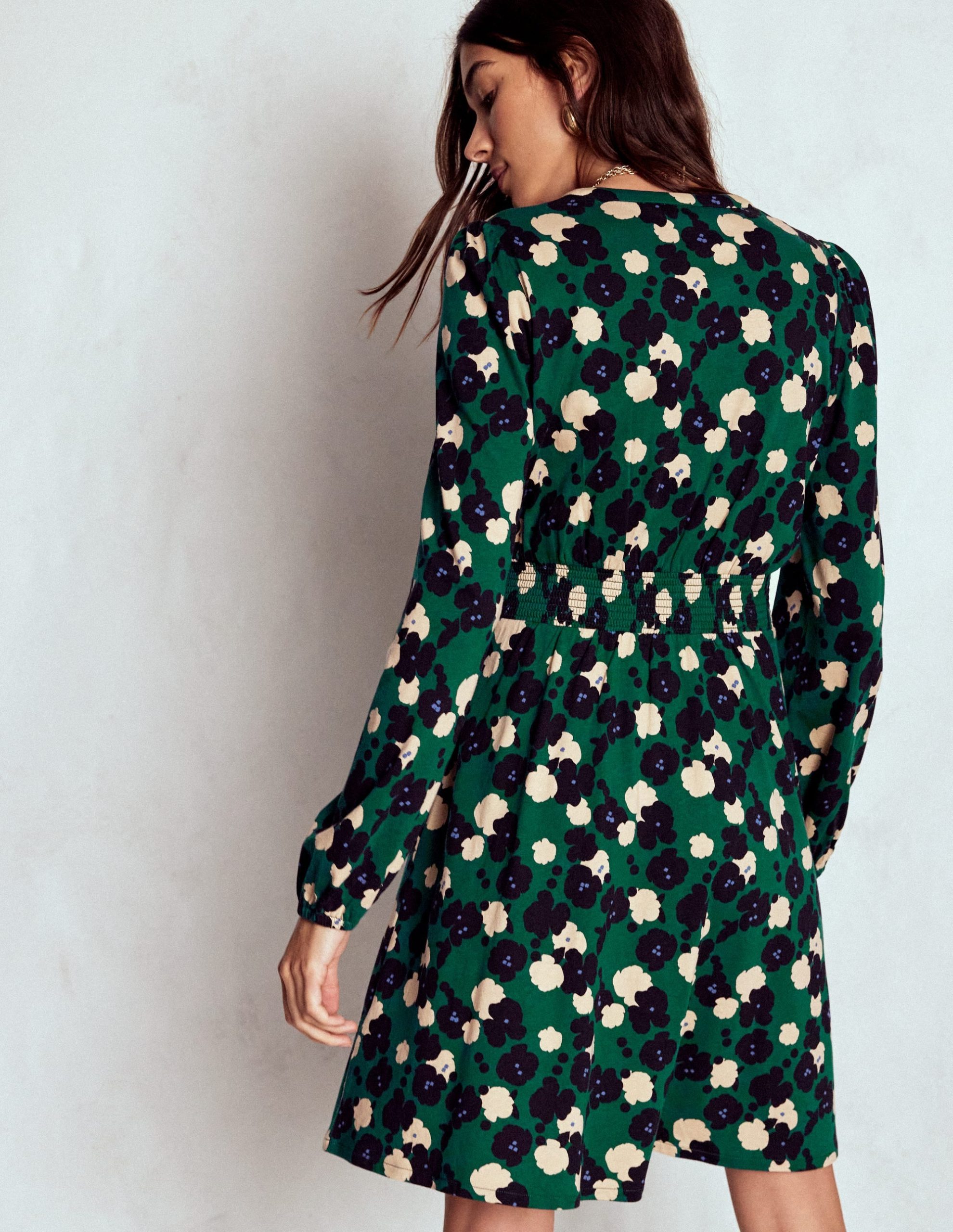 Sarah Short Jersey Dress-Emerald Night. Garden Blossom - Image 4