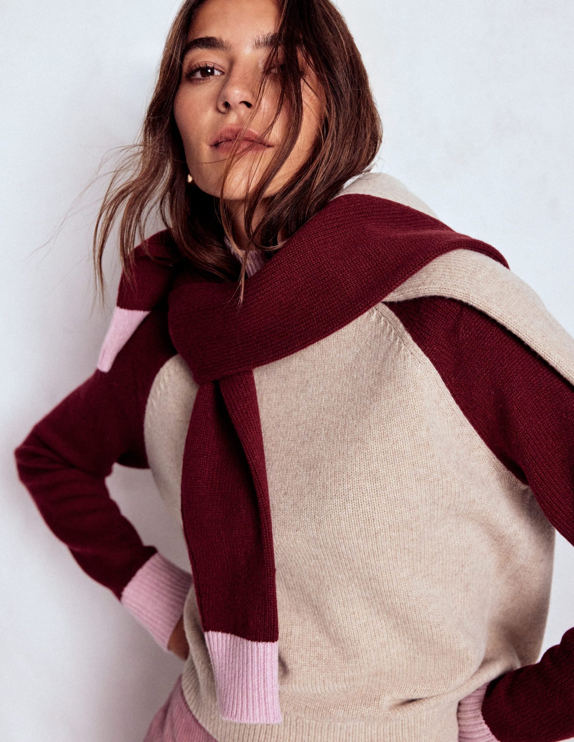 Marion Merino Rib Neck Sweater-Linen. Pinotage Colour Block - Image 2