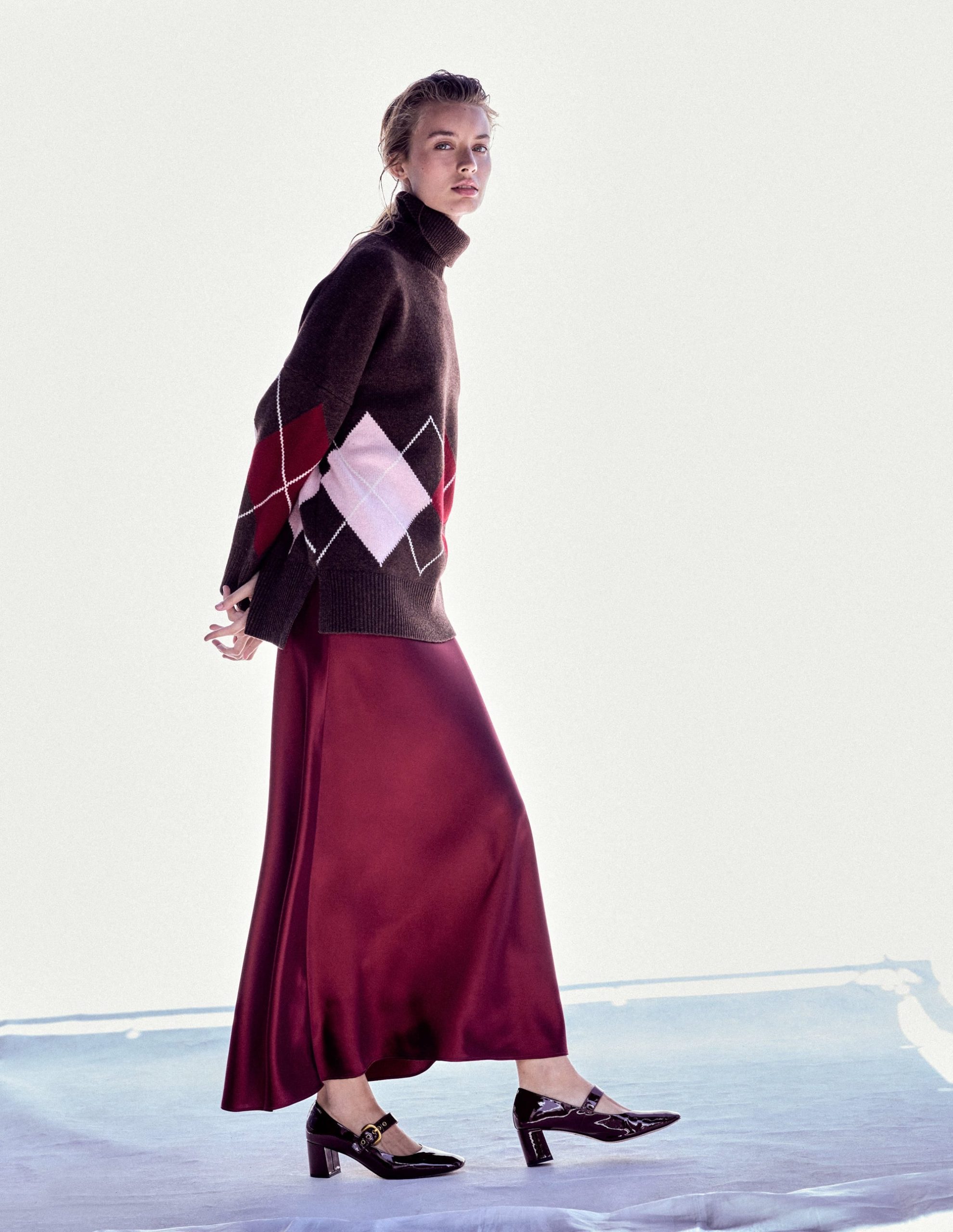 Polly Merino Roll Neck Sweater-Brown. Pink Argyle - Image 2