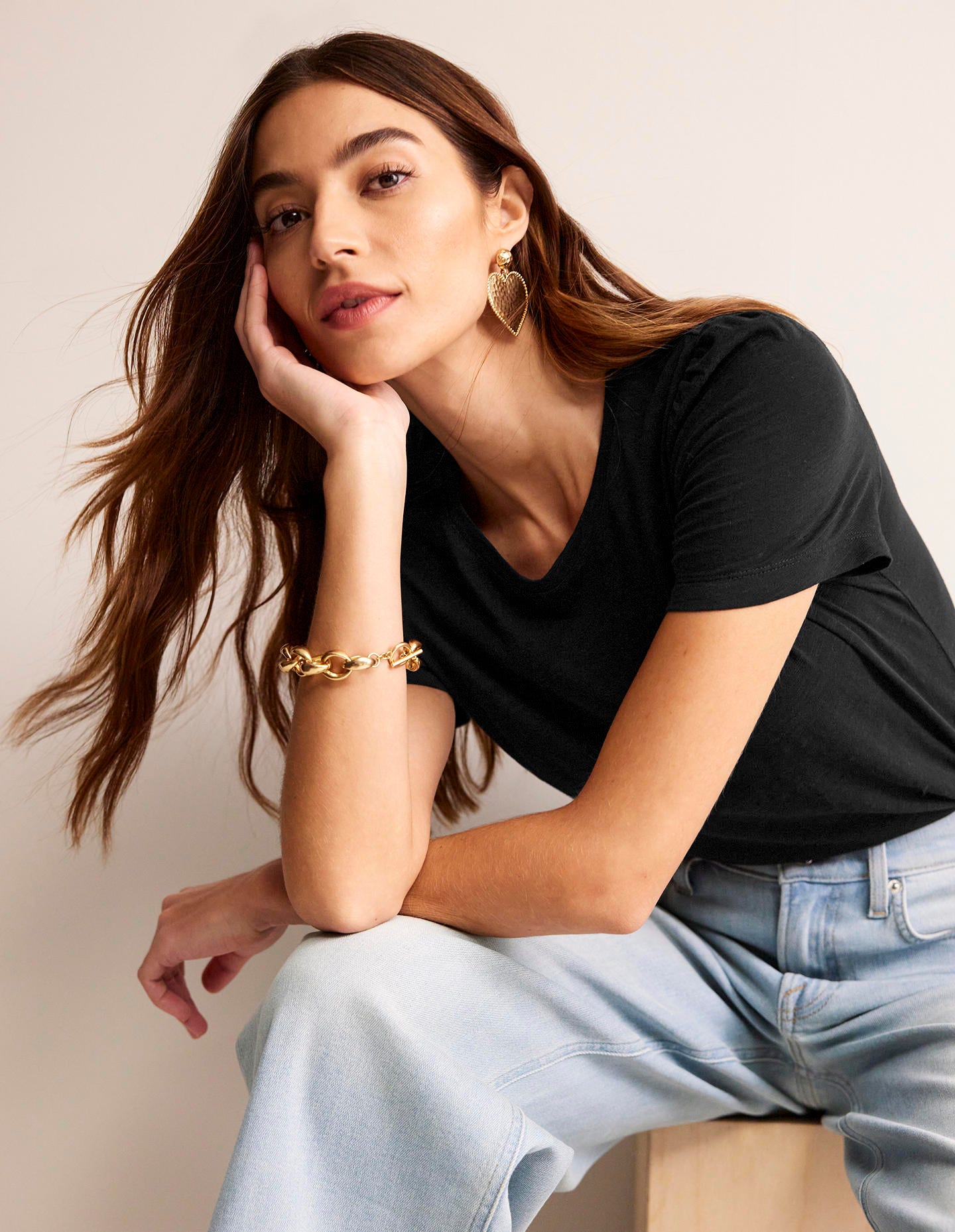 Cotton Puff Sleeve T-Shirt-Black - Image 4