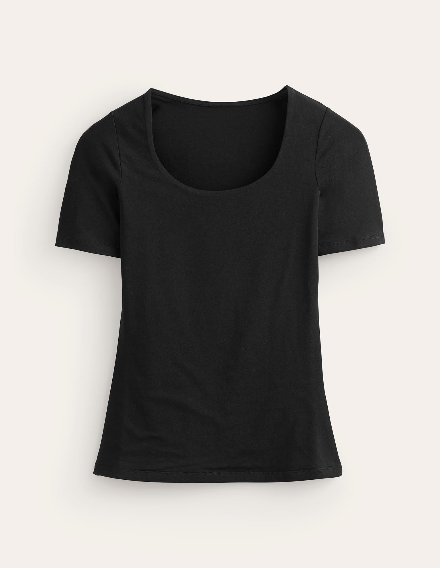 Double Layer Scoop T-shirt-Black - Image 5